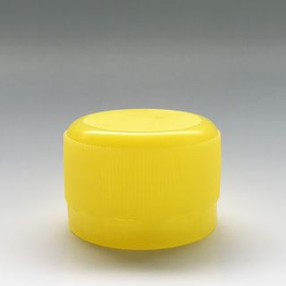 Tamper-evident cap yellow PCO28 / 1881